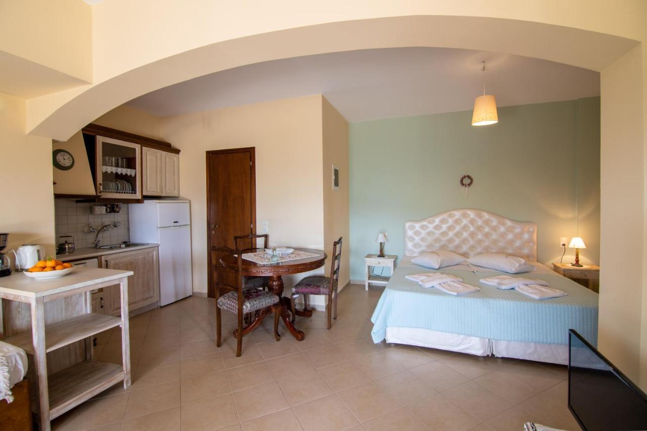 Kritamos Villa & Apartments Kamilari Buitenkant foto